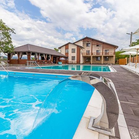 Sofion Hotel&Resort ソロトヴィノ エクステリア 写真
