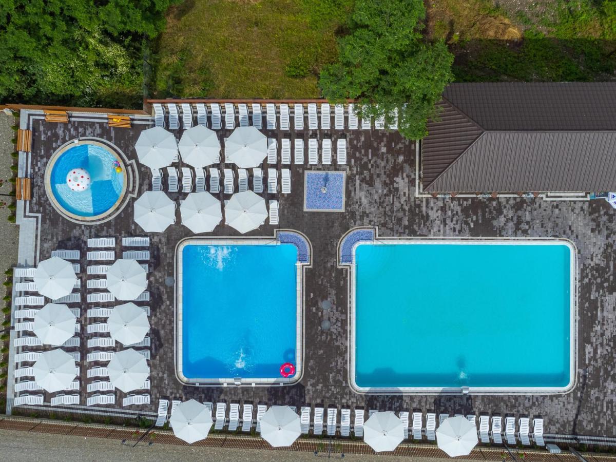 Sofion Hotel&Resort ソロトヴィノ エクステリア 写真